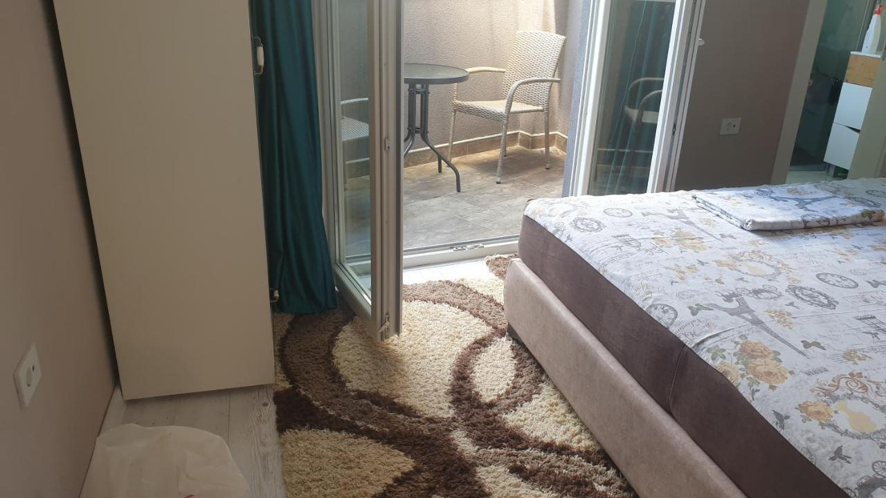 Apartman Sweet Dreams 3 Ni Eksteriør billede