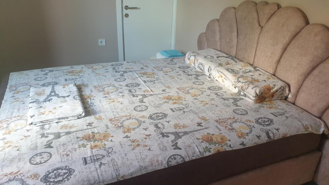 Apartman Sweet Dreams 3 Ni Eksteriør billede